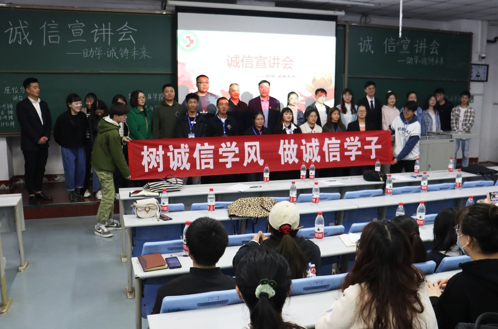 QQ图片20210519225757.jpg